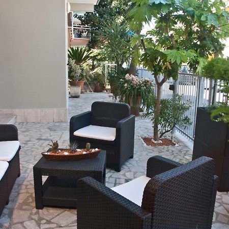 Alba D'Abruzzo Bed And Breakfast 알바아드리안티카 외부 사진