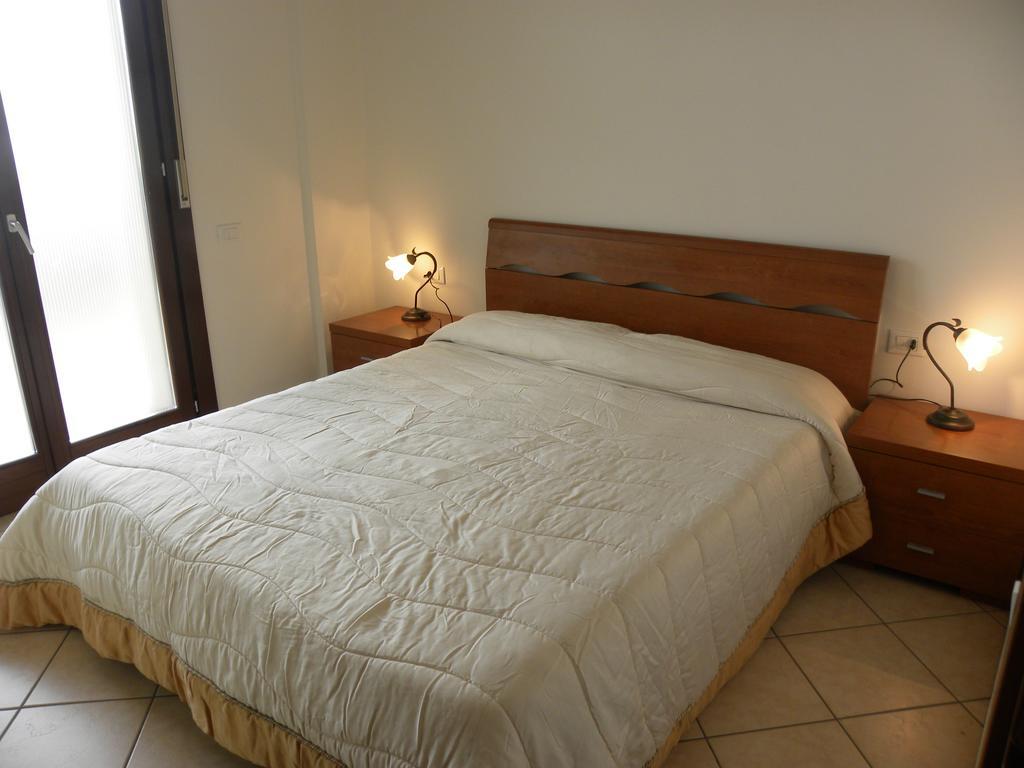Alba D'Abruzzo Bed And Breakfast 알바아드리안티카 외부 사진